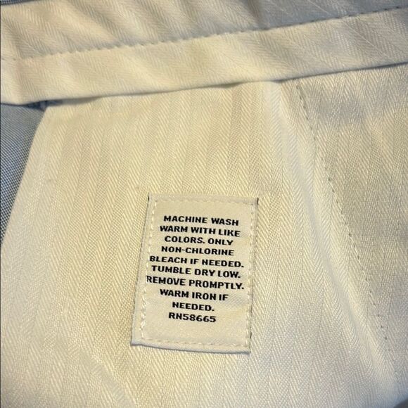 NORDSTROM Size 35 Wrinkle Free Supima Cotton Flat Front Blue Shorts Smartcare - Picture 8 of 8